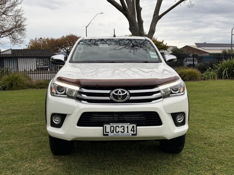 2018 Toyota Hilux 4WD SR5 2.8DT Automatic Doubl... image 2