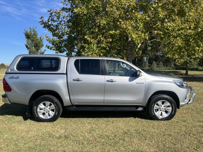 2018 Toyota Hilux 4WD SR5 2.8DT DOUBLE CAB UTE/... image 3