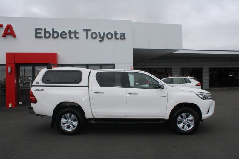 2018 Toyota Hilux 4WD SR5 2.8DT DOUBLE CAB UTE/... image 2