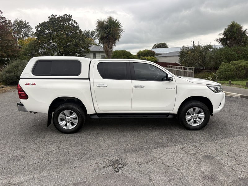 2018 Toyota Hilux 4WD SR5 2.8DT DOUBLE CAB UTE/... image 3