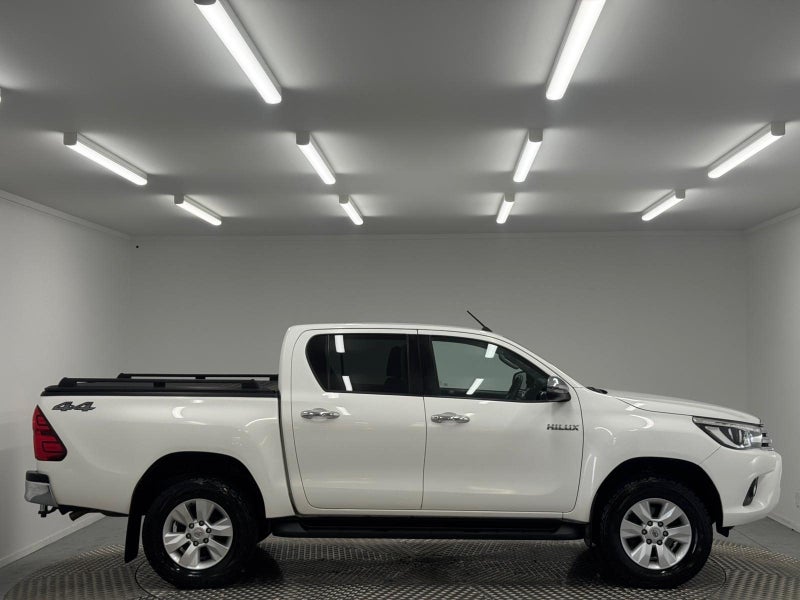 2018 Toyota Hilux SR5 2.8DT 4WD image 2