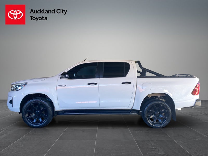 2018 Toyota Hilux SR5 CRUISER 2.8DT 6AT 2WD DCW... image 4