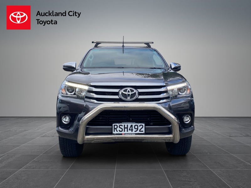 2018 Toyota Hilux SR5 TD DC 2.8D 2WD image 2