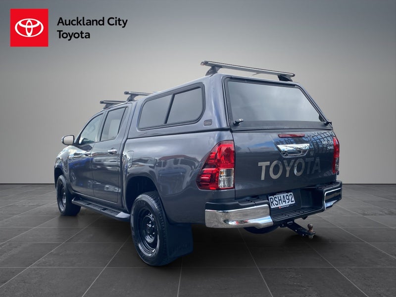 2018 Toyota Hilux SR5 TD DC 2.8D 2WD image 5