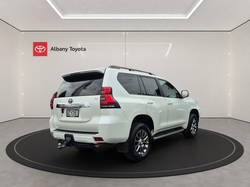 2018 Toyota Land Cruiser Prado Prado VX 2.8D 6A... image 3