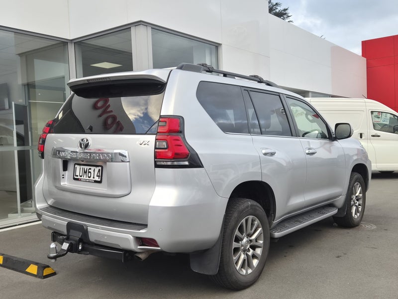 2018 Toyota Land Cruiser Prado VX 2.8DT 4WD Auto image 3