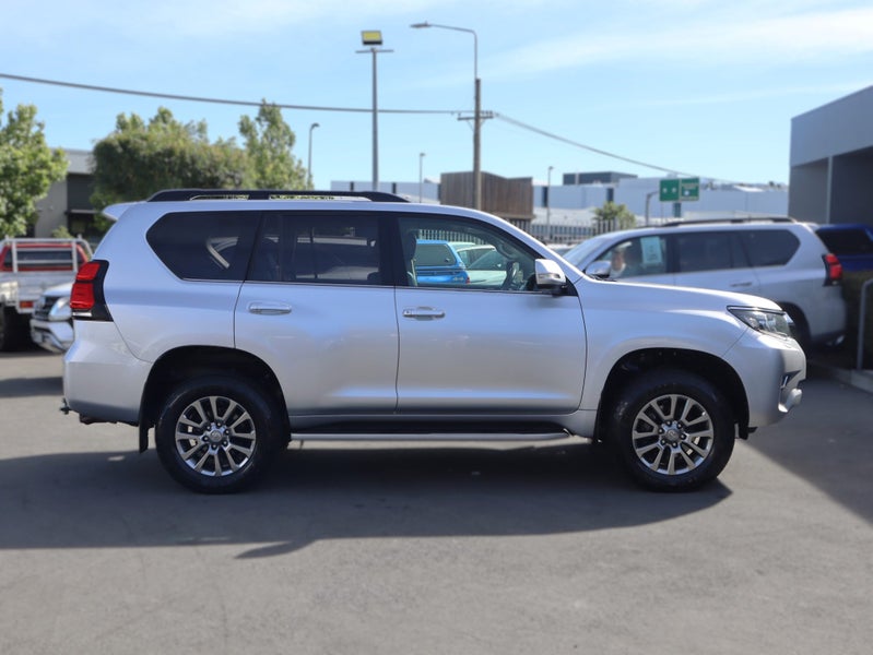 2018 Toyota Land Cruiser Prado VX 4WD/4X4, Leather image 4