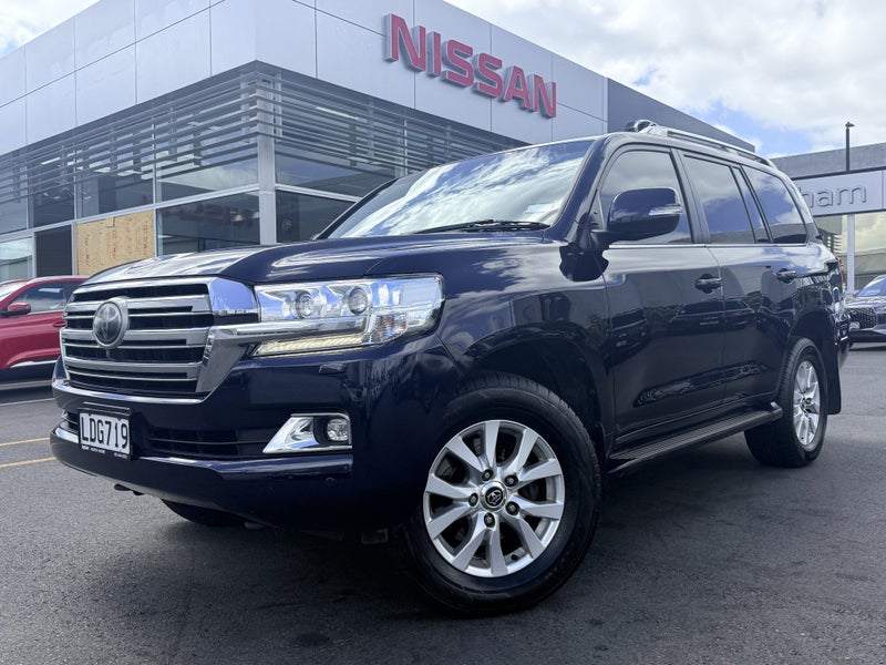 2018 Toyota Land Cruiser VX DIESEL TURBO 4WD image 2