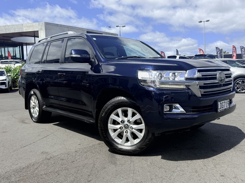 2018 Toyota Land Cruiser VX DIESEL TURBO 4WD image 4