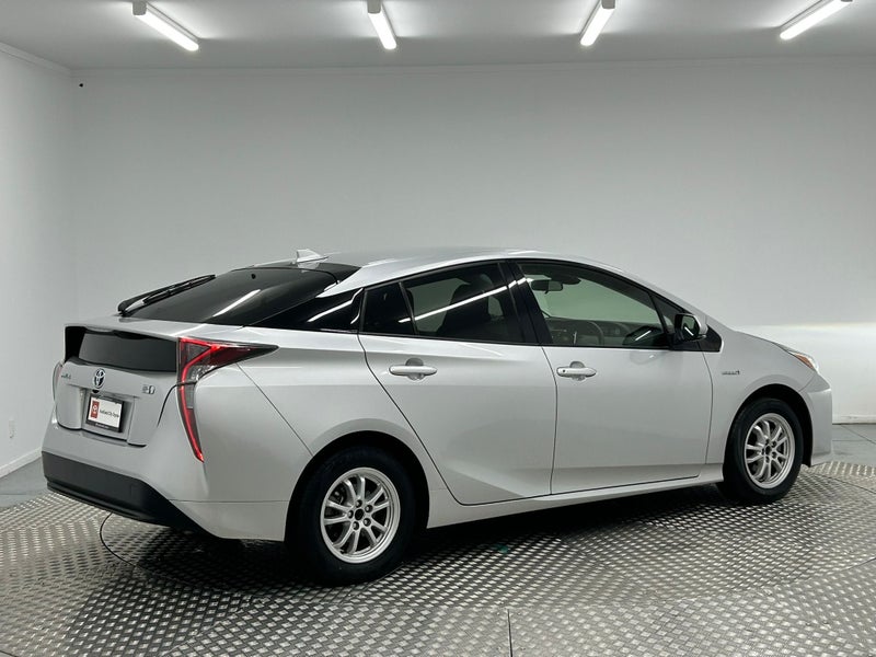 2018 Toyota Prius 1.8 Hybrid S image 3