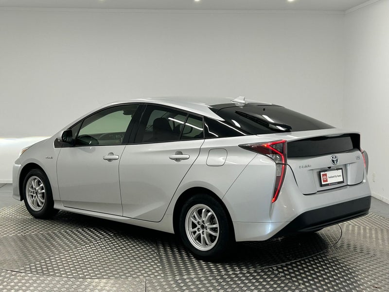 2018 Toyota Prius 1.8 Hybrid S image 5