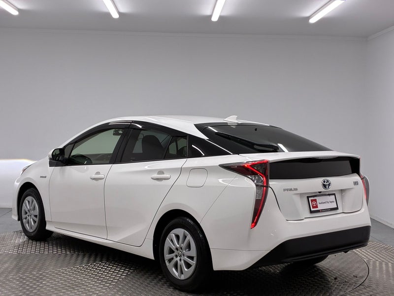 2018 Toyota Prius 1.8 Hybrid S image 5