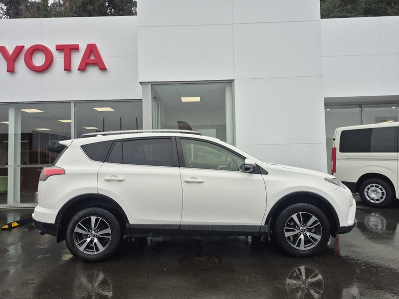 2018 Toyota RAV4 GXL 2.0P 2WD Auto image 2