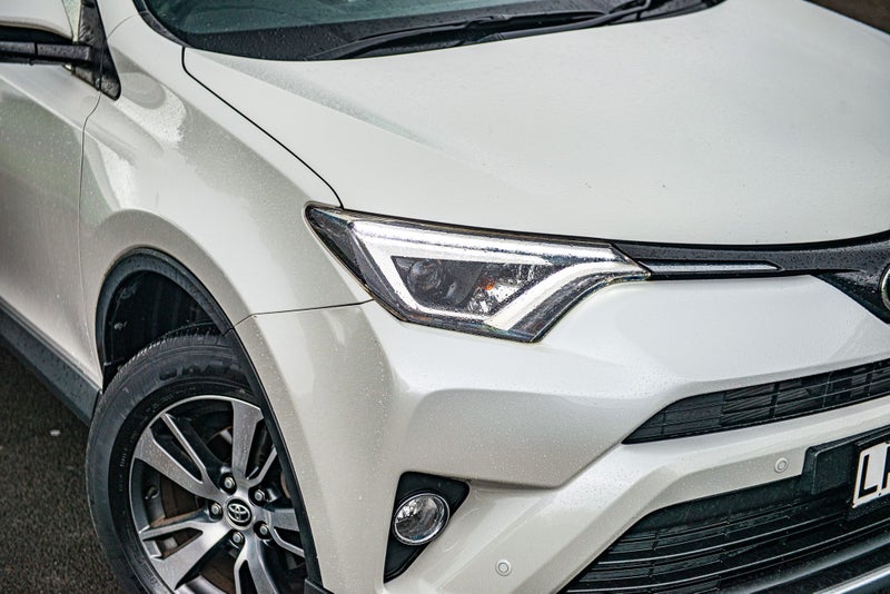 2018 Toyota RAV4 GXL FWD 2.0P image 3