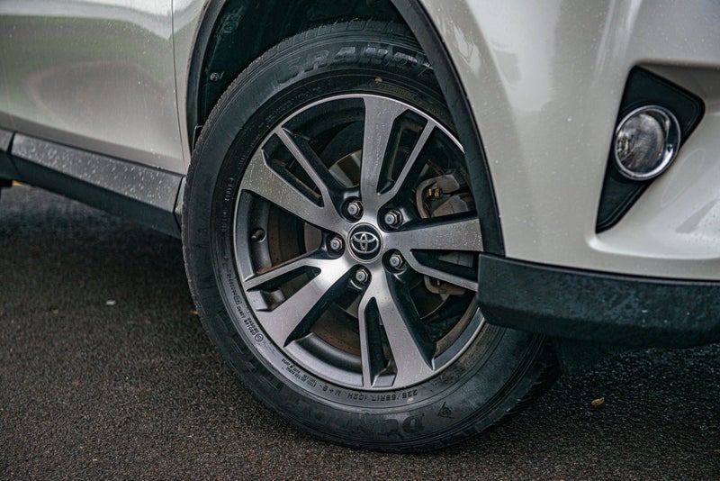 2018 Toyota RAV4 GXL FWD 2.0P image 4