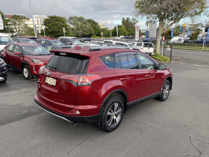 2018 Toyota RAV4 GXL FWD 2.0P SUV 2WD image 2