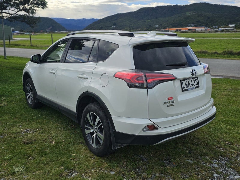 2018 Toyota RAV4 GXL FWD 2.0P SUV/5 CVT image 3
