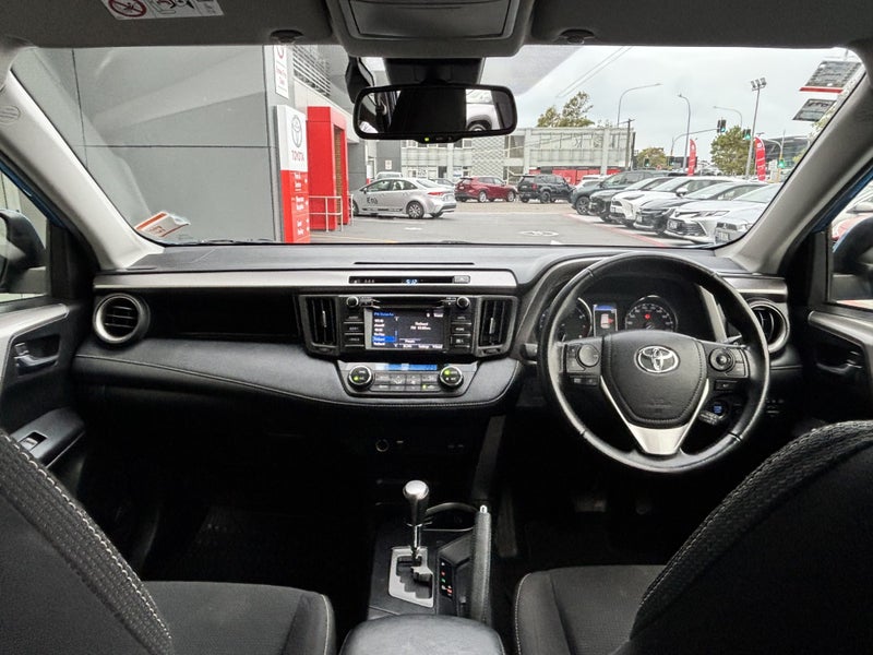 2018 Toyota RAV4 GXL SUV 2.0 PETROL POPULAR SUV image 2