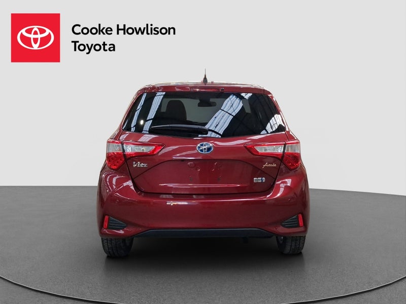 2018 Toyota Vitz 1.5L F image 5