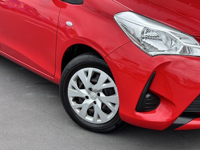 2018 Toyota Yaris GX 1.3 PETROL ECONOMICAL HATCH image 5