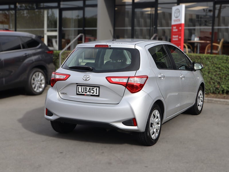 2018 Toyota Yaris GX 1.3L petrol Automatic image 5