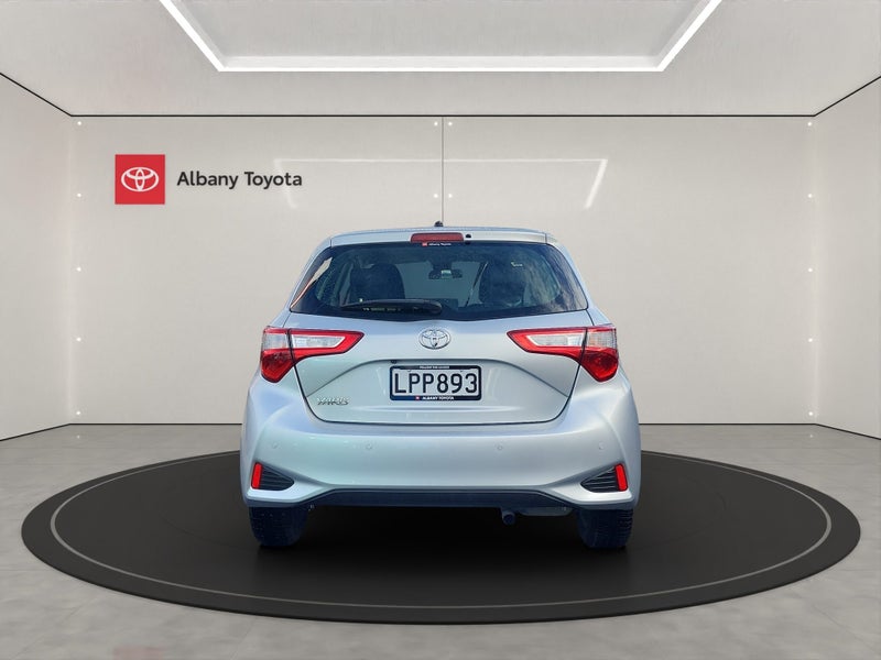 2018 Toyota Yaris GX 1.3P 4AT FWD HB/5D/5S (YSA... image 4