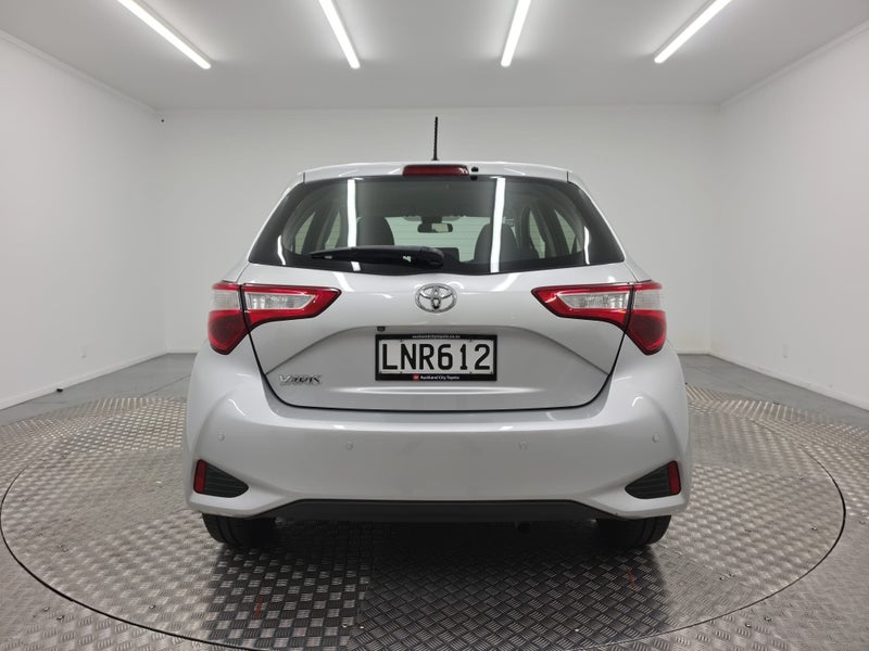 2018 Toyota Yaris GX 1.3P image 4