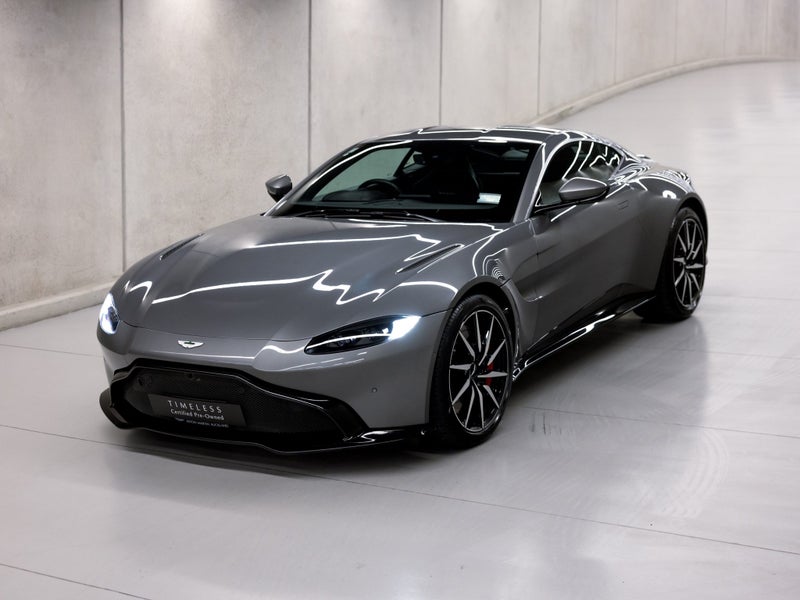 2019 Aston Martin Vantage Coupe image 2