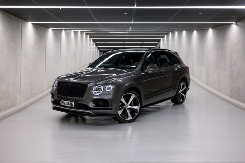 2019 Bentley Bentayga V8 image 1