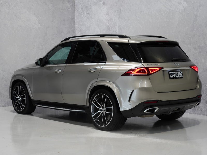2019 Mercedes-Benz GLE 300 d AMG Line SUV 4Mati... image 2