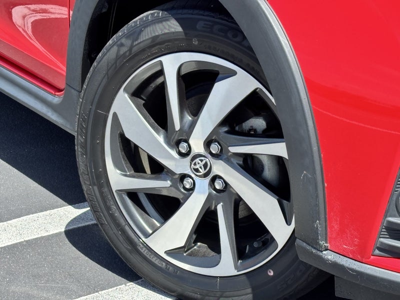 2019 Toyota Aqua 1.5 Hybrid Crossover image 5