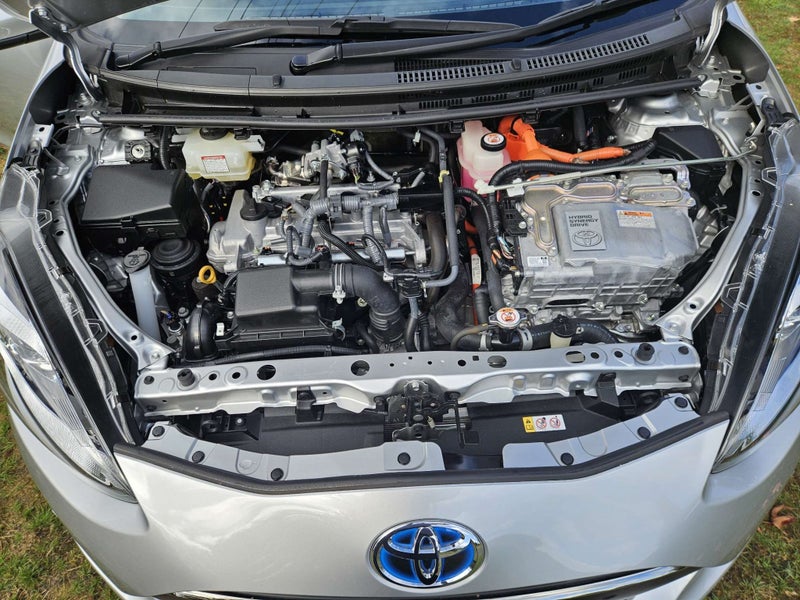 2019 Toyota Aqua 1.5 Hybrid Electric Vehicle S... image 4