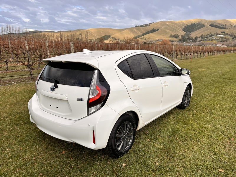 2019 Toyota Aqua 1.5 Hybrid G Soft Leather Sele... image 4