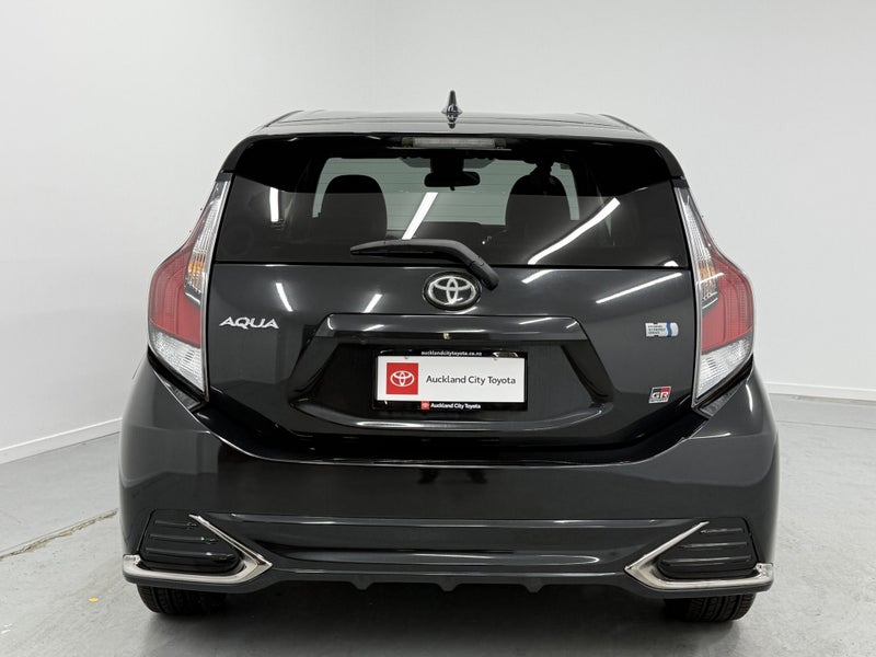 2019 Toyota Aqua 1.5 Hybrid GR Sport image 5