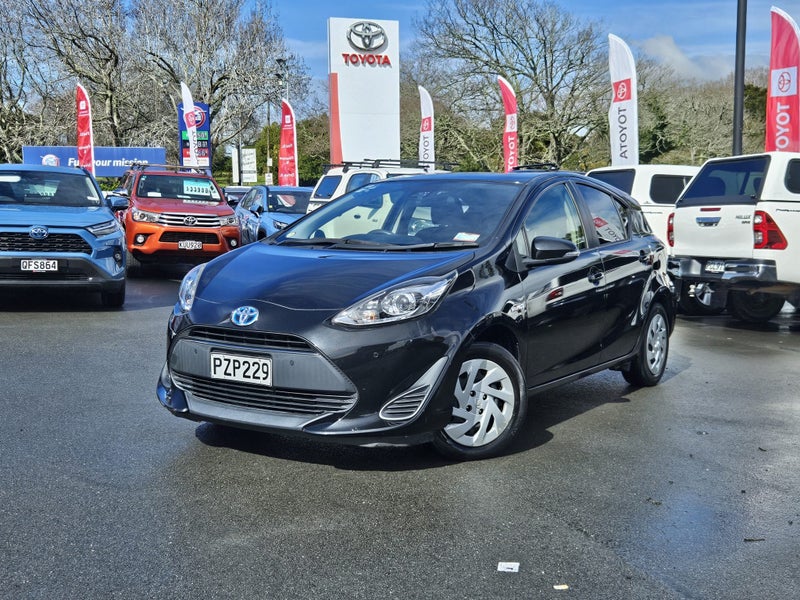2019 Toyota Aqua 1.5 Hybrid S image 2