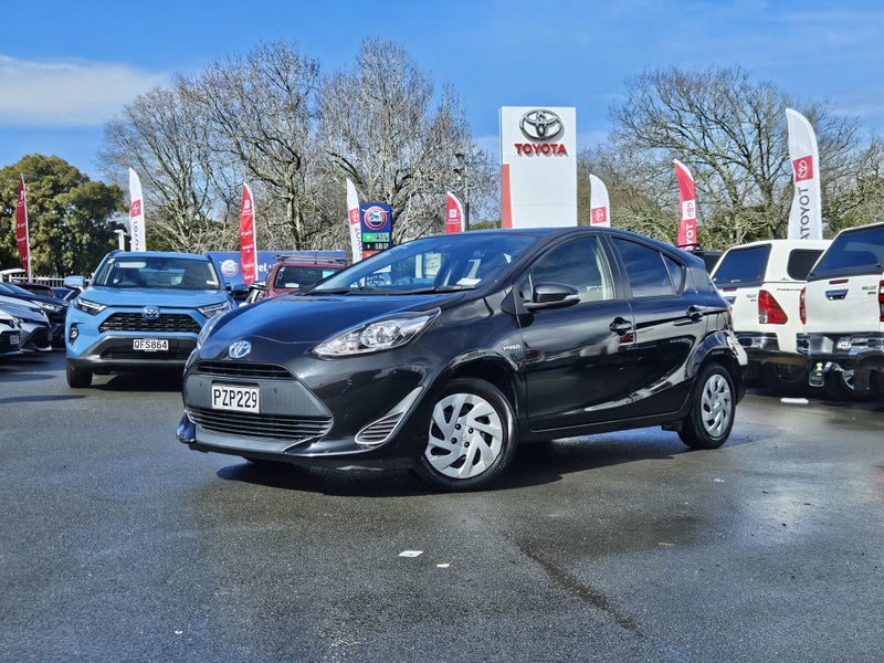 2019 Toyota Aqua 1.5 Hybrid S image 5