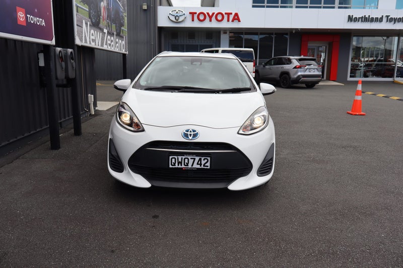 2019 Toyota Aqua 1.5 Hybrid S 5 Dr Hatch CVT 2WD image 2