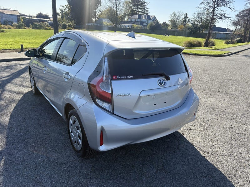 2019 Toyota Aqua 1.5 Hybrid S 5 Dr Hatch CVT 2WD image 2