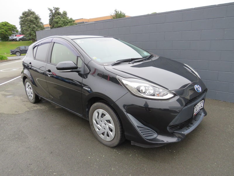 2019 Toyota Aqua 1.5 Hybrid S image 2