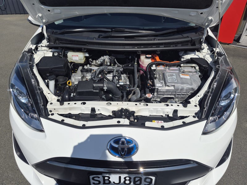 2019 Toyota Aqua 1.5 Hybrid S Automatic Hatch image 3