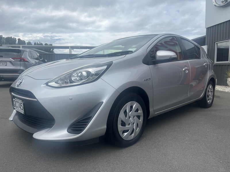 2019 Toyota Aqua 1.5 Hybrid S Automatic Hatch image 3