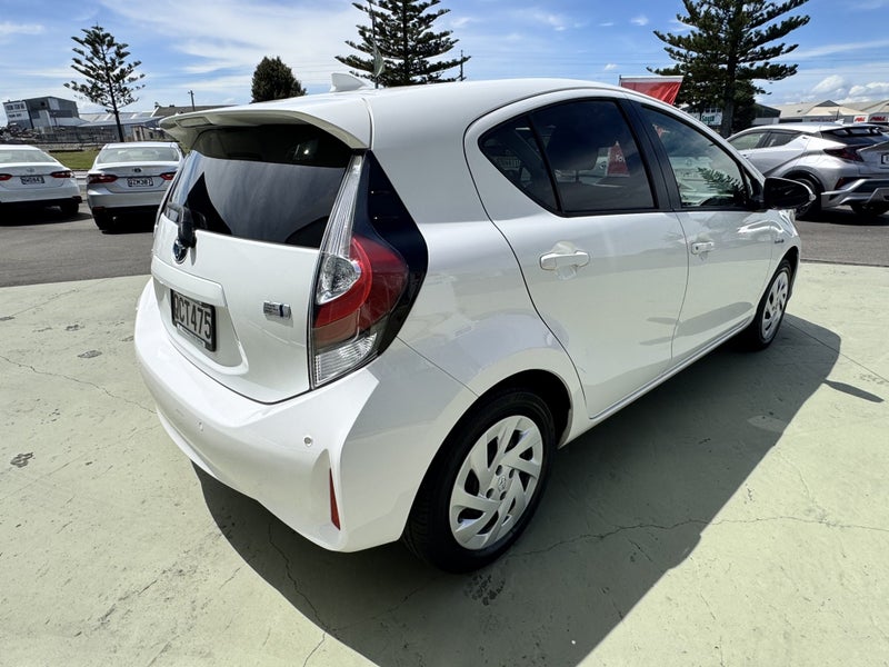 2019 Toyota Aqua 1.5 Hybrid S Automatic Hatch image 5