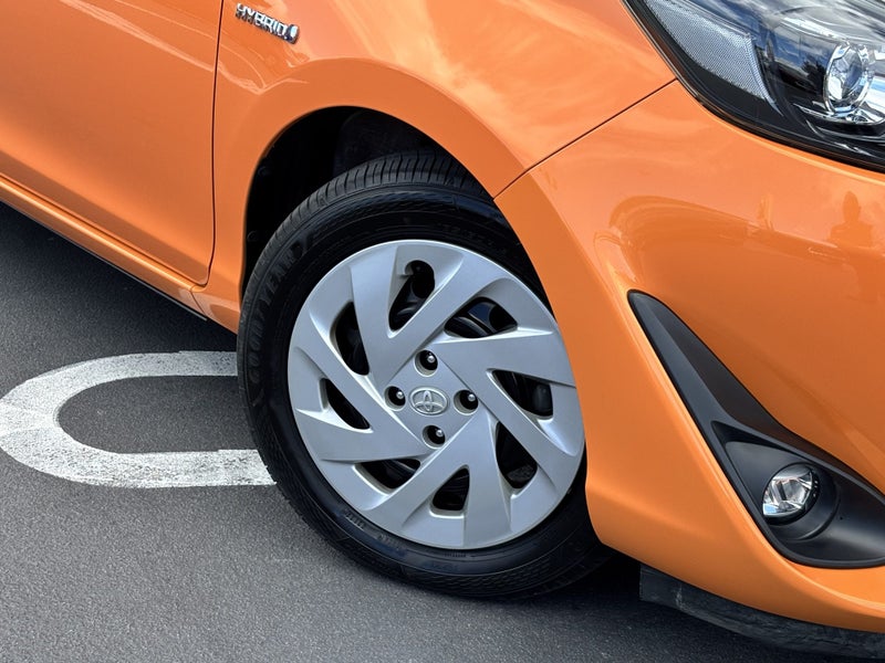 2019 Toyota Aqua 1.5 Hybrid S HYBRID image 5