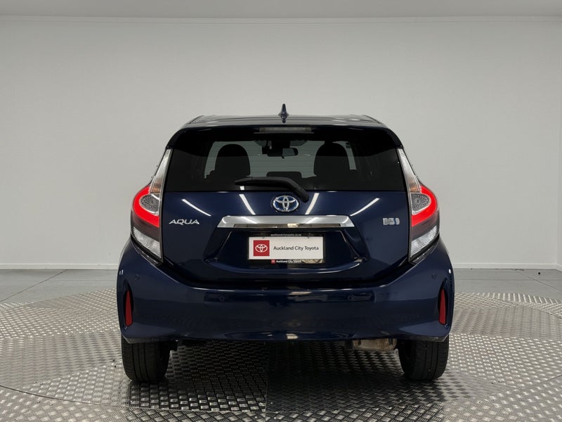2019 Toyota Aqua 1.5 Hybrid S Style Black image 4