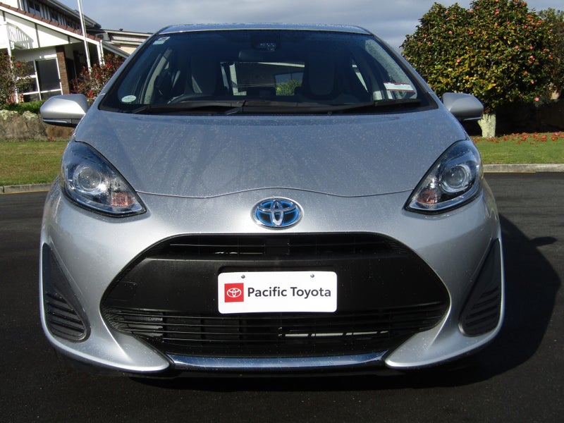 2019 Toyota Aqua 1.5 L Hybrid image 2