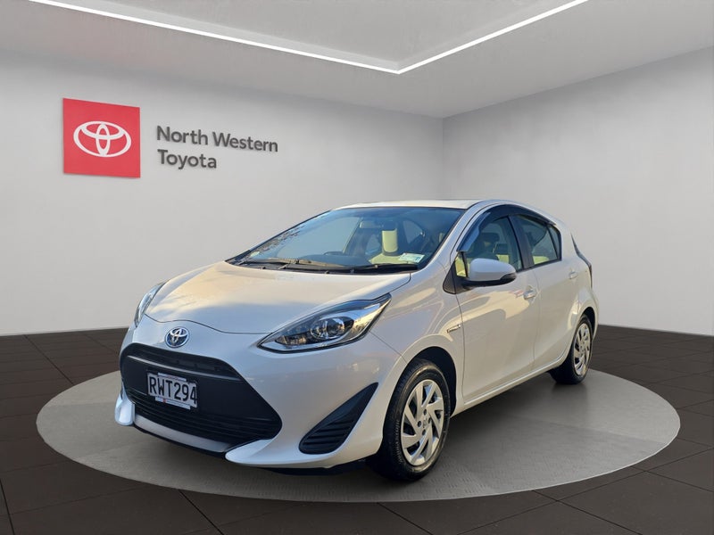 2019 Toyota Aqua 1.5L Hybrid FWD Hatchback image 3