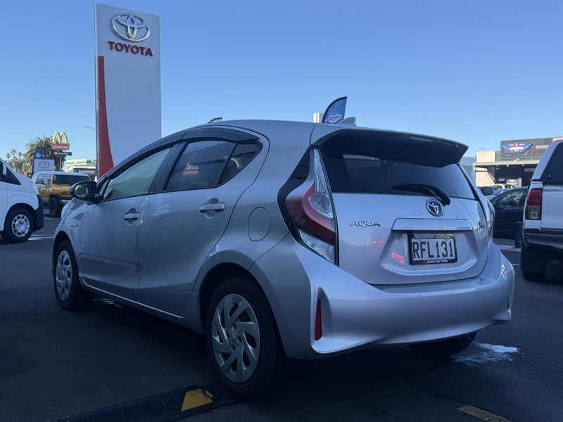 2019 Toyota Aqua 1.5L HYBRID S image 5
