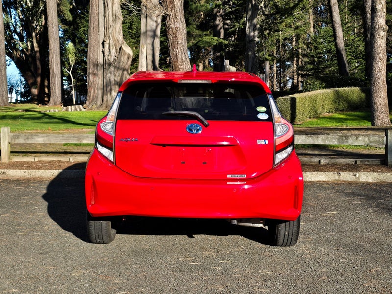 2019 Toyota Aqua G Hybrid image 4