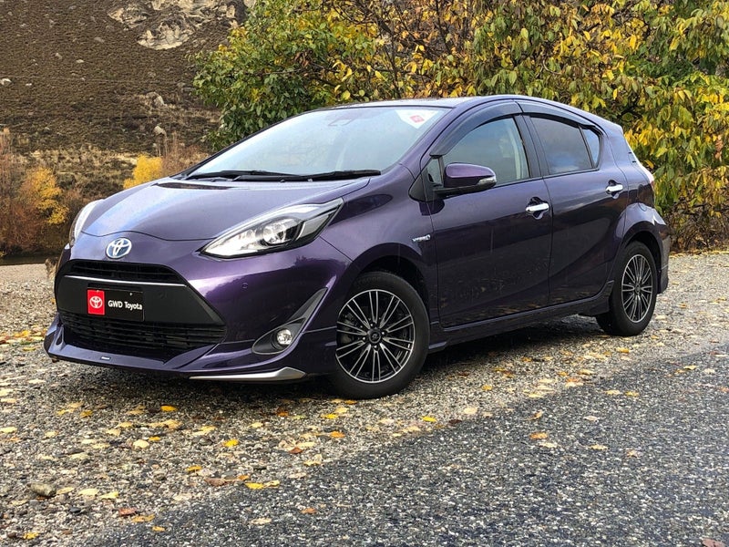 2019 Toyota Aqua S Hybrid Style Black image 3