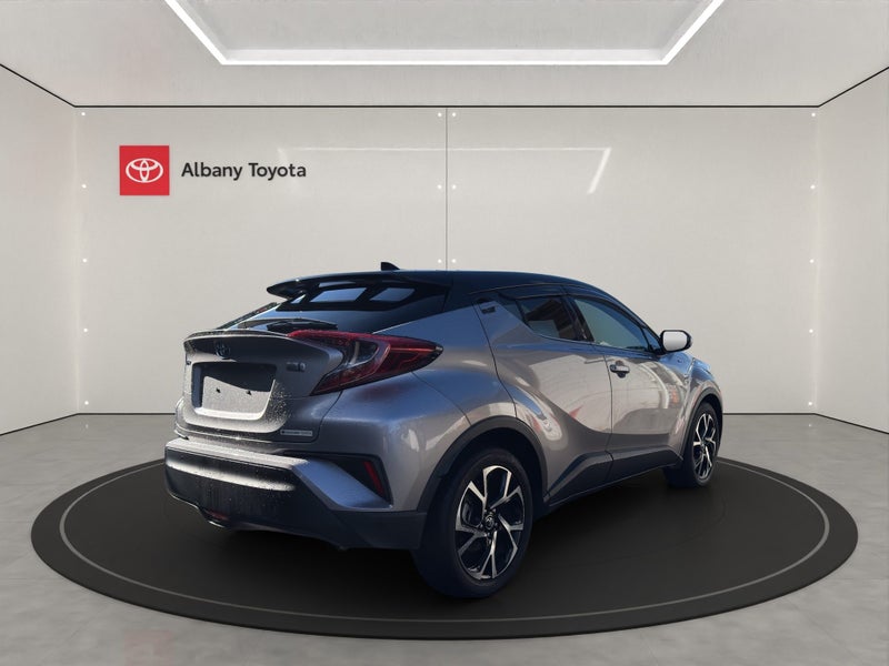 2019 Toyota C-HR 1.8 5 Door Hybrid Hatch image 3